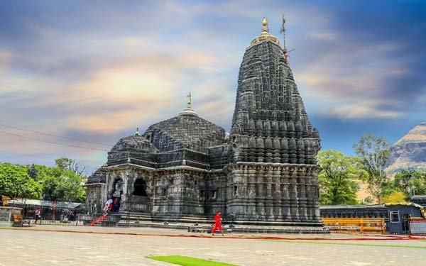 Shri Trimbakeshwar Shiv Jyotirlinga Shri Trimbakeshwar Shiv Jyotirlinga